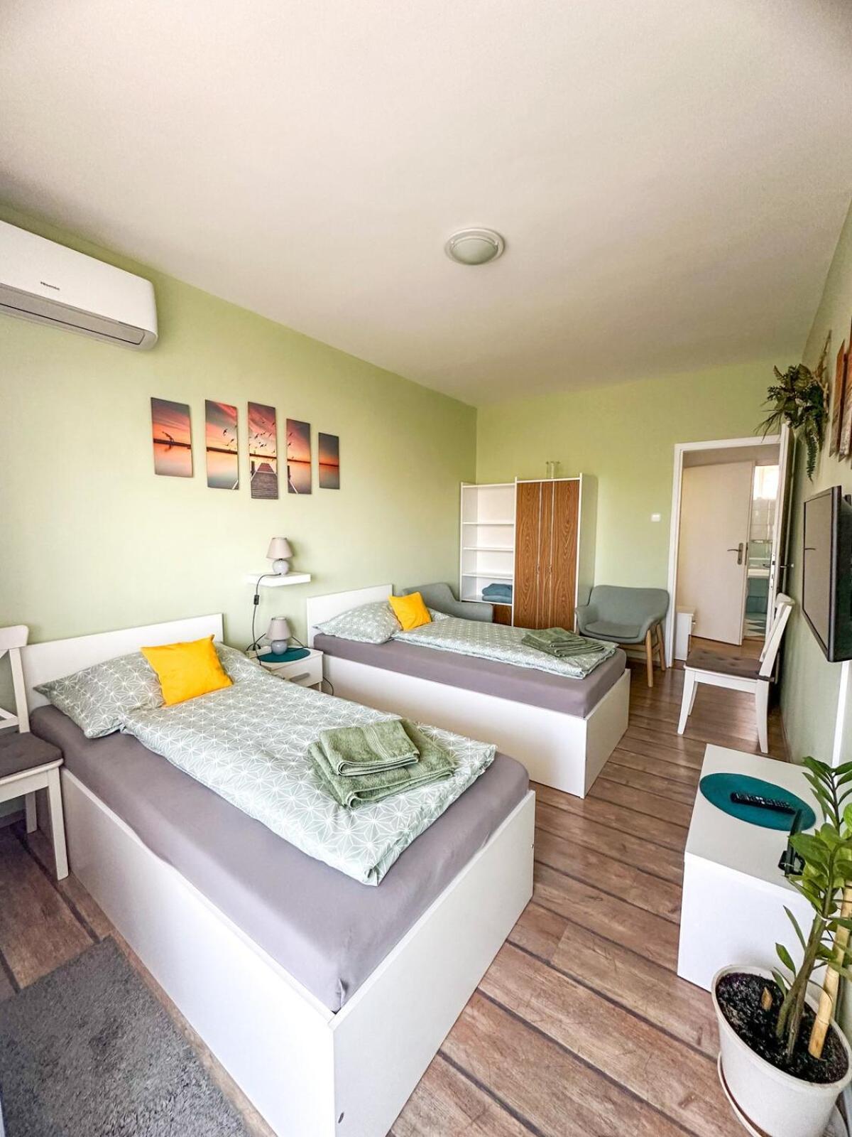 Aloé Apartman Sopron Exterior foto